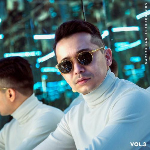 Песня Gazizkhan Shekerbekov, Бота Алимхан – Сенсің