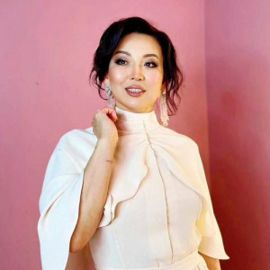 Песня Айгүл Қосанова – Көктем вальсі