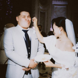 Песня Aybekman, Aibek – Ханшайым