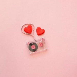 Песня Жылама махаббат Батырхан Рабаев, Гүлнұр Мамбеталиева – Жылама махаббат