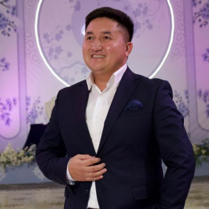 Песня Нұрхат Жүнісов – Гүлайым