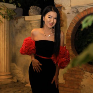 Песня Қамар Сұлу – Кішкентайсың