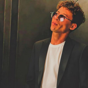 Песня Ерлан Қарабай – Тәтті Арман