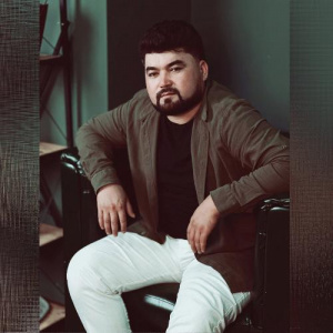 Песня Ержігіт Жандаров – Сирень гүлім