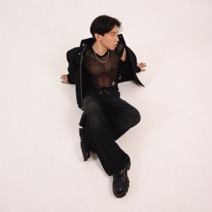 Песня BOSSANDRAQ – Ary Tur