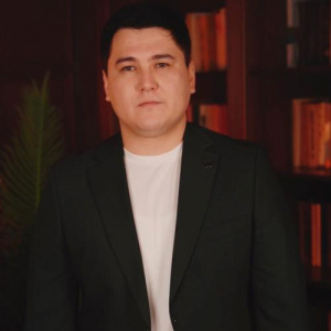 Песня Азамат Әлиакбар – Алтын ана