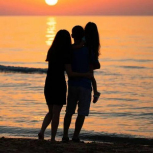 Песня Беглан Женыс – Қызым