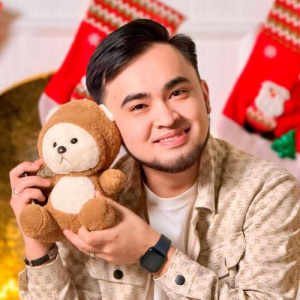 Песня Сағынбек Мадияр – Қиялдағы ару