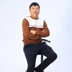 Песня Бүркітбай Жанықұлов – Мен ұнатқан сұлу қыз