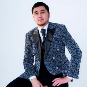 Песня Райымбек Каримов – Лайықты емессің