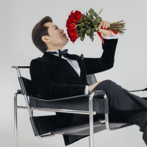 Песня Ernar Aidar – Suiemin seni!