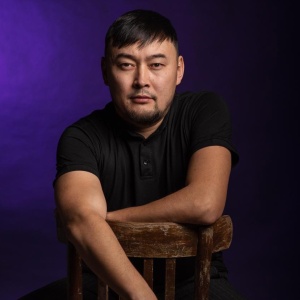 Песня Аслан Канапин – Сүйгенім бар деші