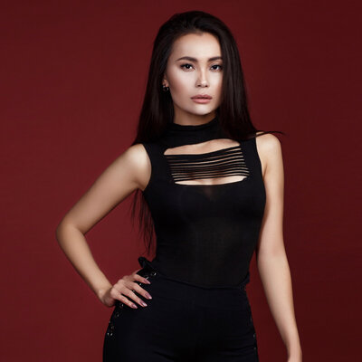 Песня Zhanar Dugalova – Кім үшін?