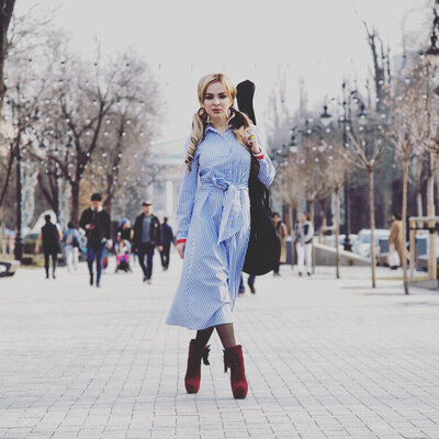 Песня Syuzanna Fakhr – Promises