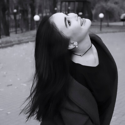 Песня Aikerim Kalaubaeva – Өзіңше болма