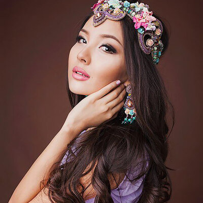 Песня Aidana Medenova – Менімен биле